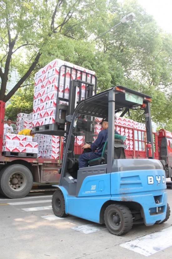 電動叉車PK內燃叉車優勢在哪？